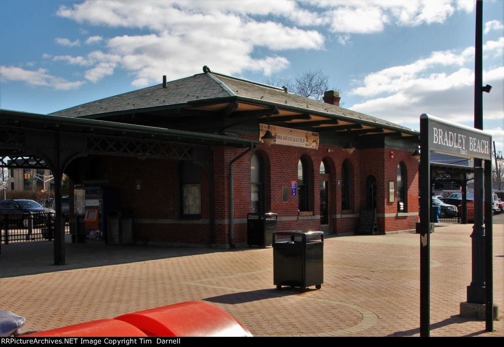 NJT Bradley Beach station